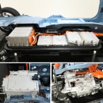 2011_nissan_LEAF_inside_large