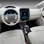 2011_nissan_LEAF_interior_large