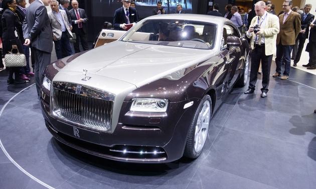 Rolls-Royce-Wraith-in-Geneva-11